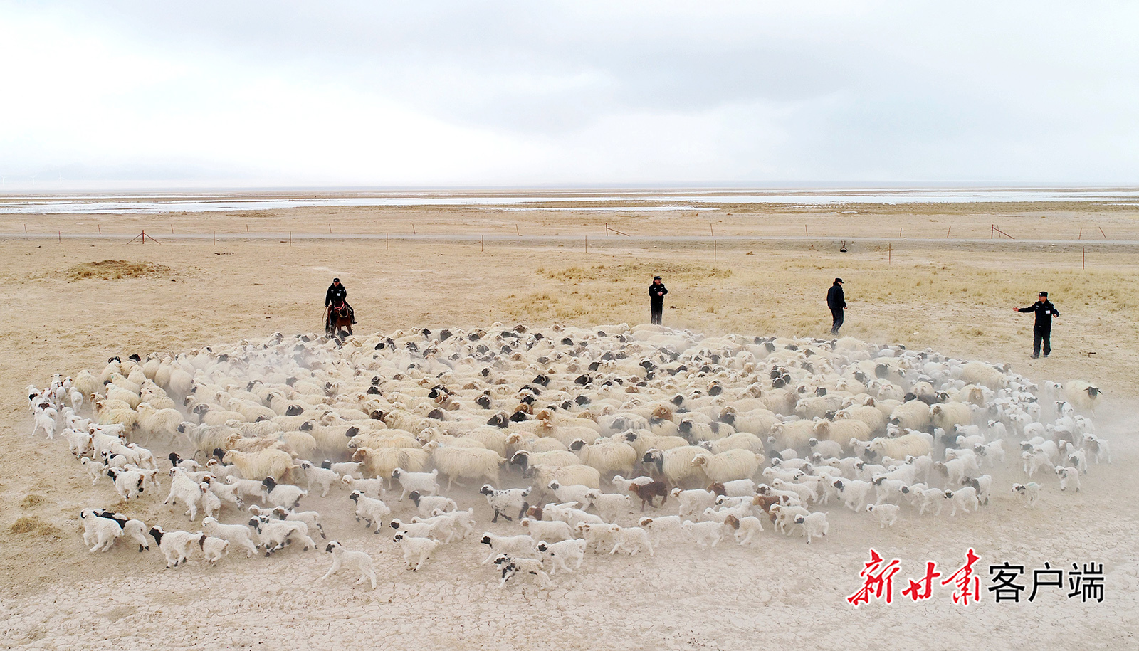 阿克塞警民携手保“三春”