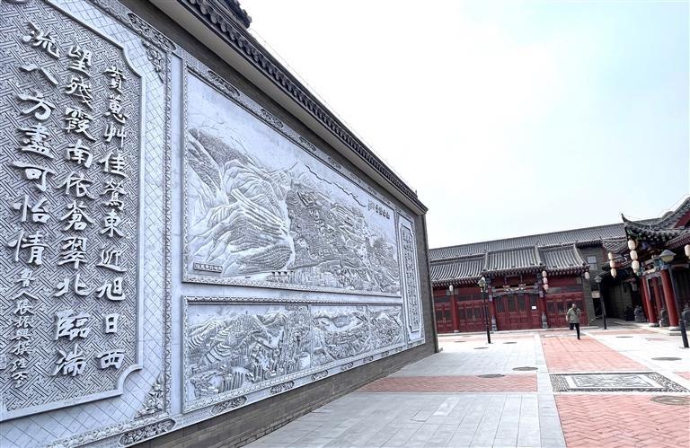 ▲金城公园长联实景