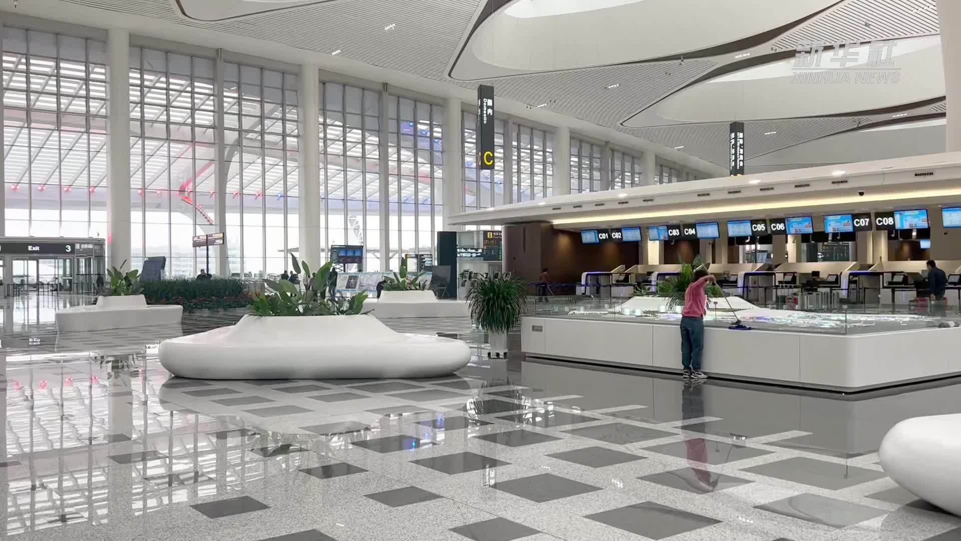 带您体验兰州机场“科技范”：智能导航