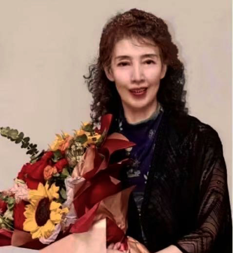 阮莲芬诗词欣赏：奇迹留青史　千古阅沧桑