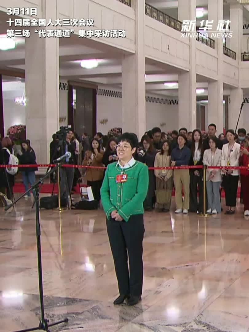 两会速递｜王秀英代表谈治沙与致富：沙地上种出“吨粮田”