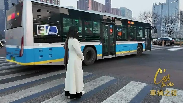 15年前丈夫和女儿因车祸去世，王辉：每次走过车祸地点，心跳都会自动加速