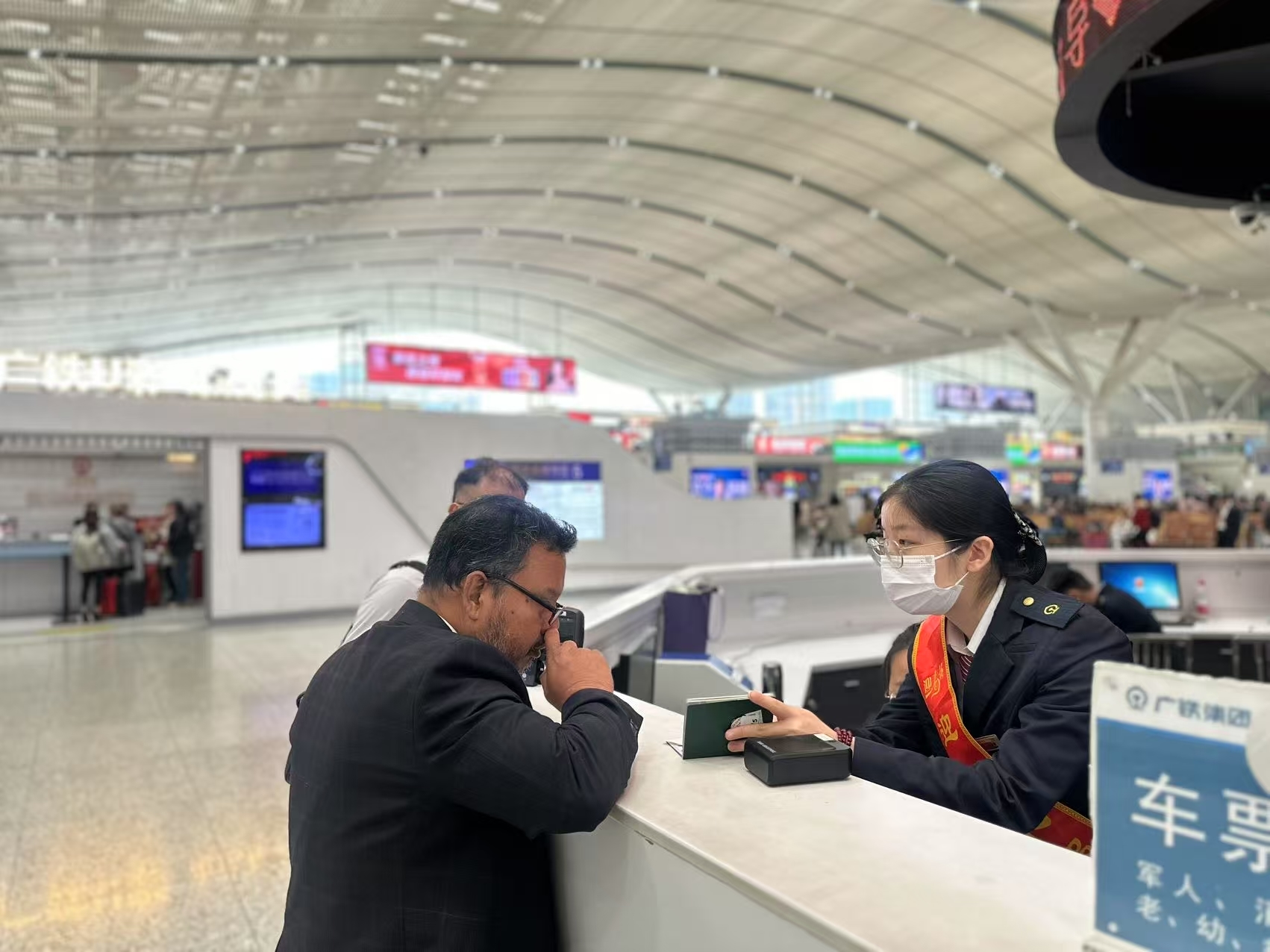 筑梦湾区花路 铁路铺就春日文旅通途