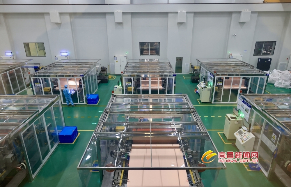 南昌经开区：铆足劲 赶订单（图）