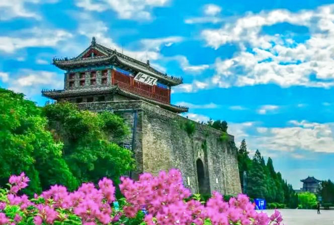 阮莲芬诗词欣赏：奇迹留青史　千古阅沧桑