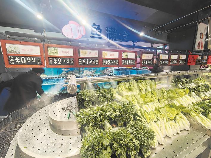 菜市场内“一元菜”渐露头角 摄影：楚天都市报极目新闻记者曹磊