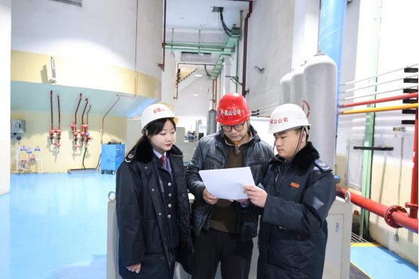 肃南县税务干部深入项目建设现场辅导解决涉税难题