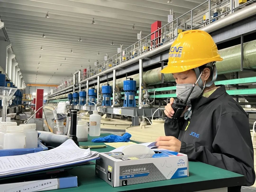 广东杰成新能源材料科技有限公司是国家高新技术企业，科研实力雄厚