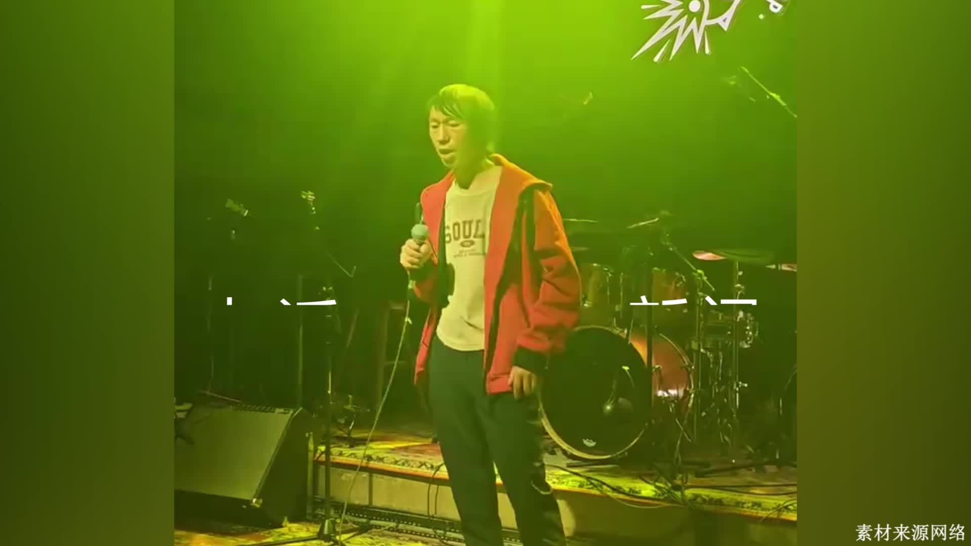 庞麦郎巡演上海站400张票售罄后现黄牛票，观众：12首歌配12套衣服，没有乐队和经纪人