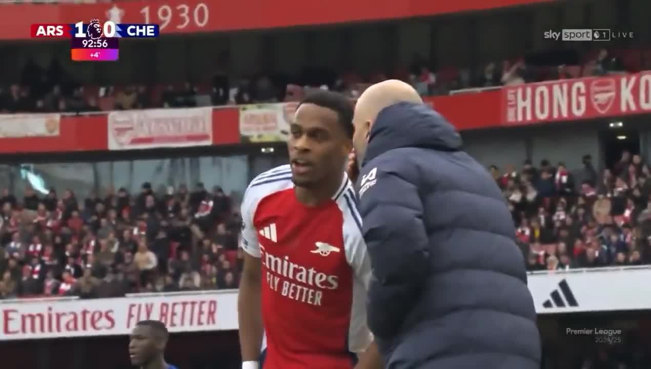 阿森纳vs切尔西比赛结束前，廷贝尔对马雷斯卡说：再努力点吧