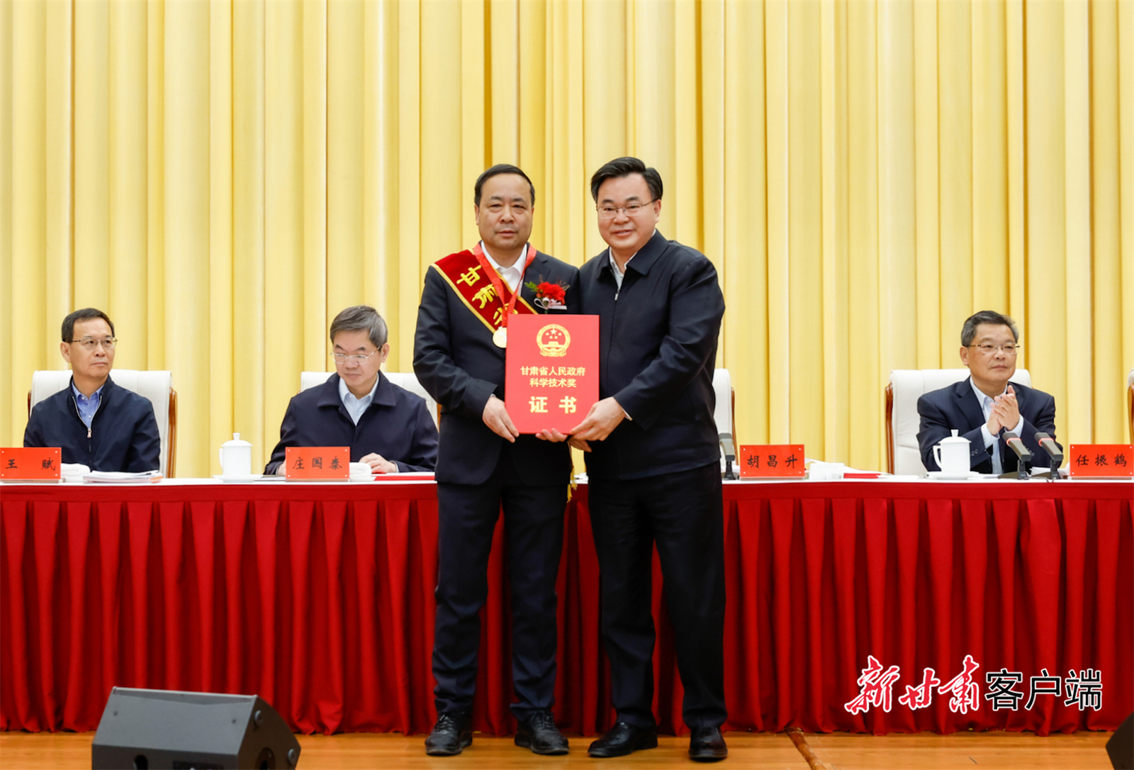 3月14日,全省科技大会暨强科技行动推进会在兰州召开,省委书记、省人大常委会主任胡昌升出席并讲话。新甘肃·甘肃日报记者 孟捷