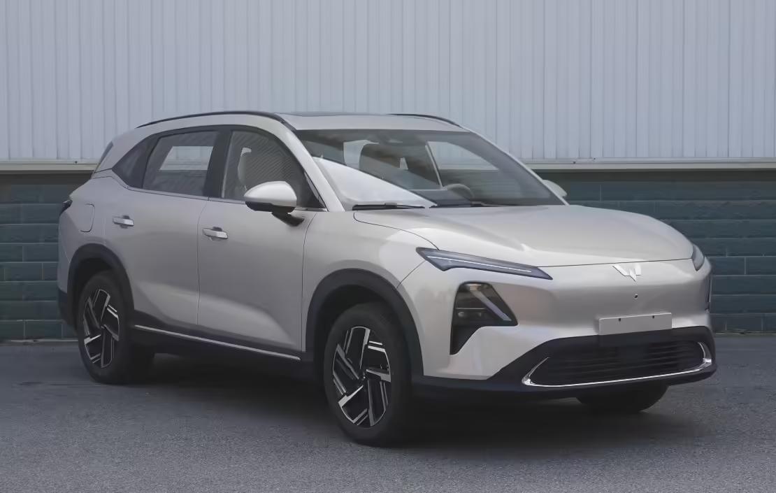 五菱星光S PHEV新车型申报:换搭1.5T插混系统,可选装ETC