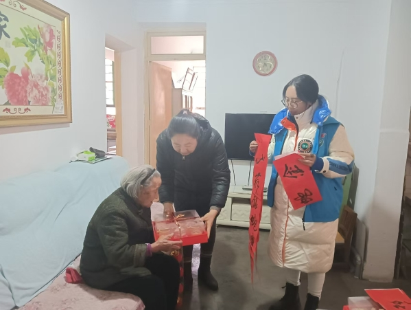 “格格”做好居民“服务员”　华亭基层治理有一套