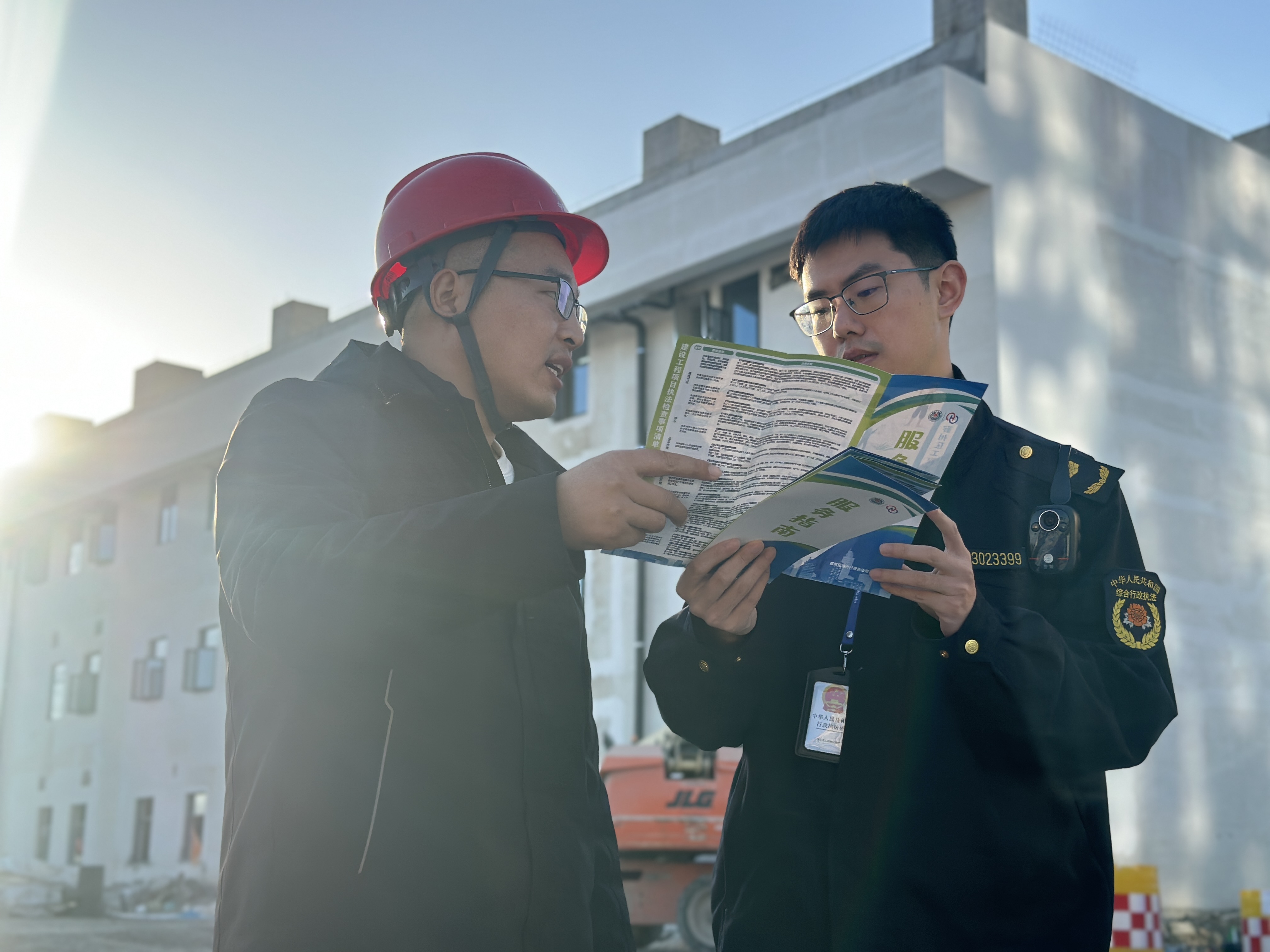 “清单式”执法 +“全链式”服务  鄞州区探索建筑工地“场景式”执法服务新模式