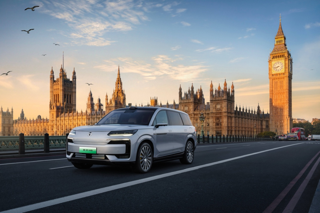 比亚迪跟牌华为,38.98万腾势N9开卖,王传福:中国最好旗舰SUV