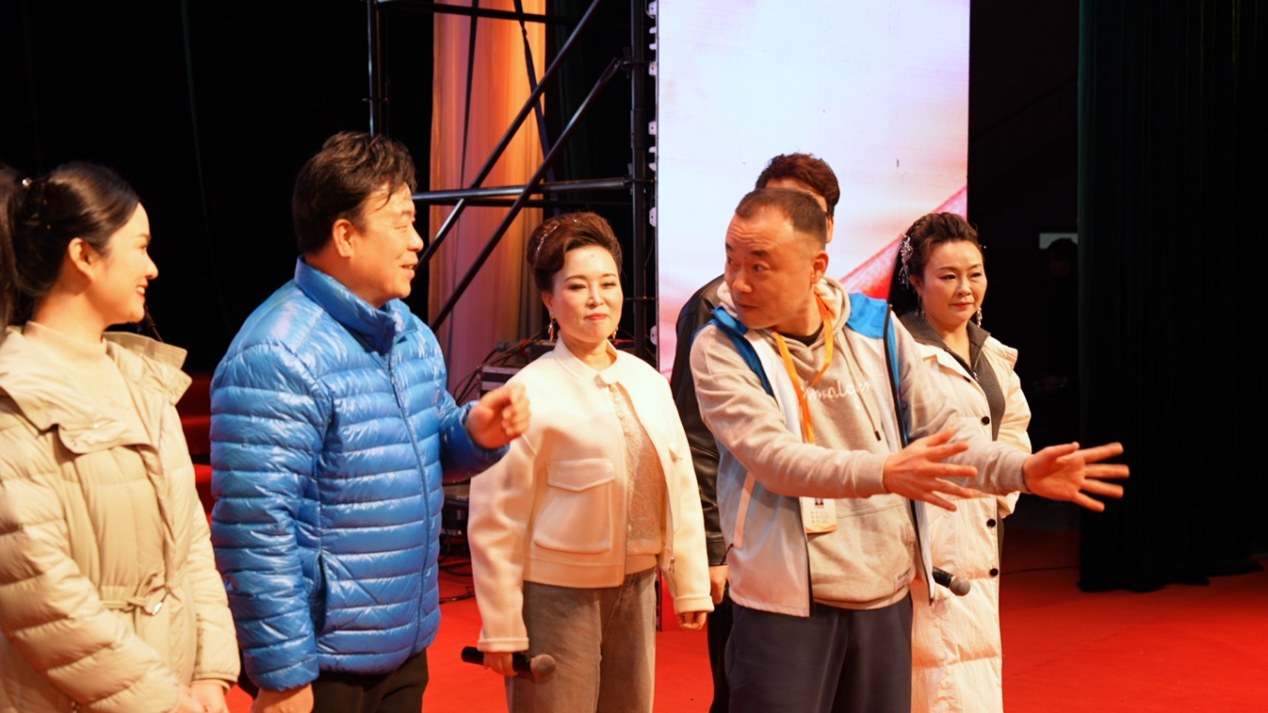 文艺导师刘川指导宜丰县青年歌唱家文艺晚会