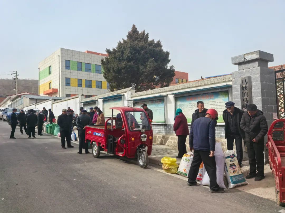 春潮涌动药香四溢　华亭致富有“良方”