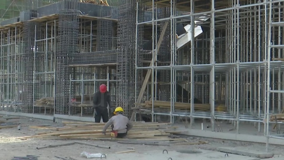 现场直击：肃州两学校新建项目有进展