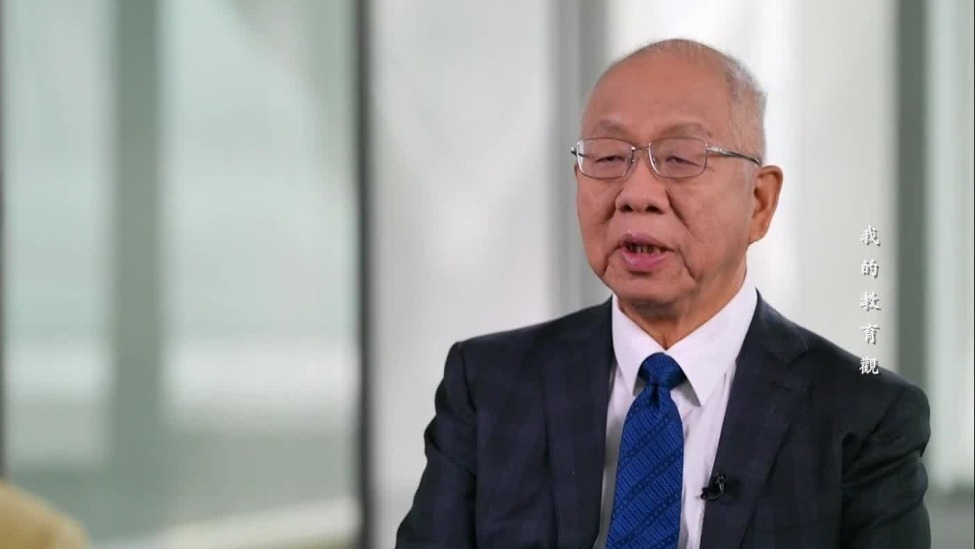 丘成桐谈Deepseek：中国在基础科学方面还是不够