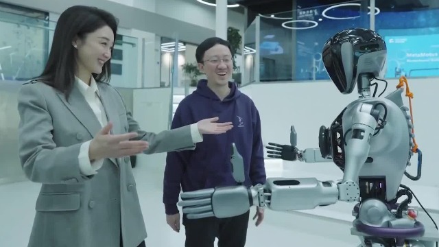 未来，机器人可以帮人们取快递、做家务？