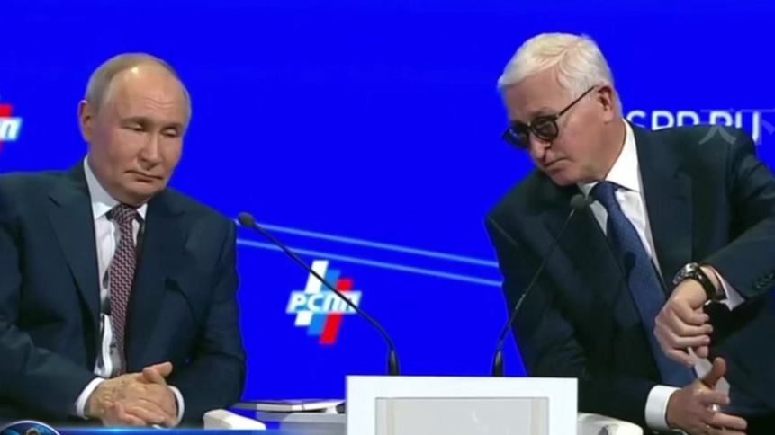 被催该与特朗普通话了，普京：别听佩斯科夫的