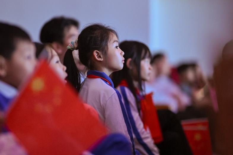 深圳大学《亲爱的红军》大中小学思政一体化成员单位专场演出圆满落幕