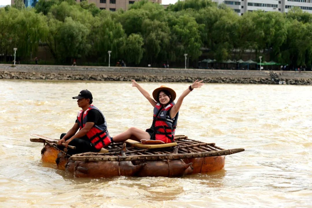 奔流新闻记者　裴强　摄