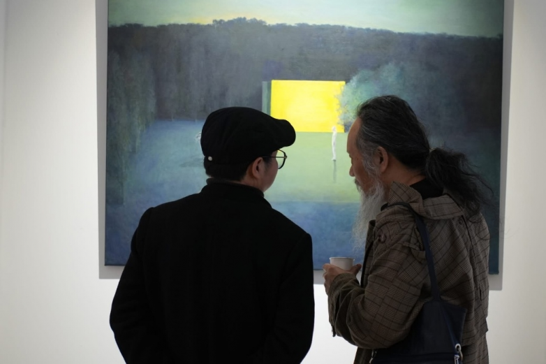 巴黎Vanities 画廊新展—龙冰、韩玉、朱庆伟联展《灵魂的低语》盛大开幕