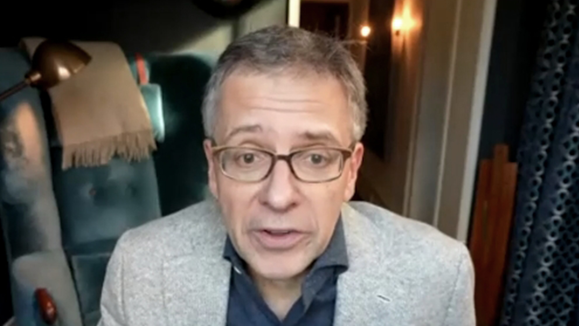 美政治学者认为欧洲右翼崛起是巧合，“欧洲人对现状感到愤怒，而这个周期执政的正好是中左翼”