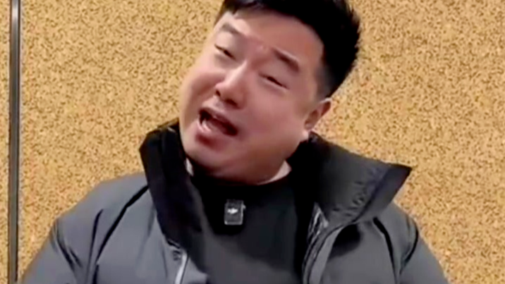 重庆瑞哥模仿特朗普走红网络：没去过美国，没留过学