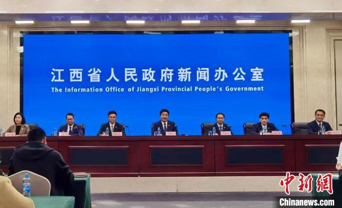 图为“干字当头 奋发有为 加快推动南昌高质量发展”新闻发布会现场。　卢梦梦 摄