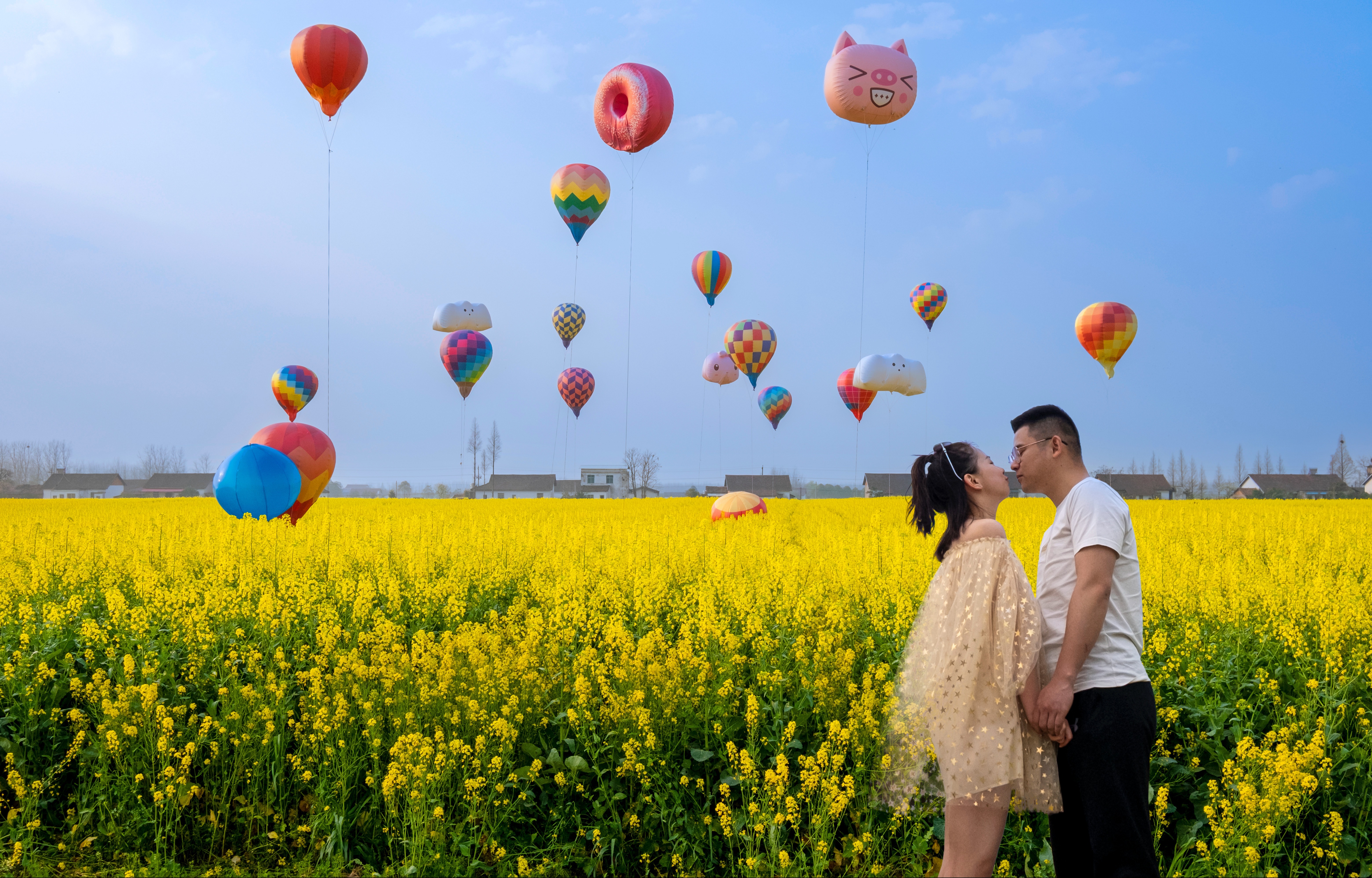 第四届湖南旅发大会 |万千游客共赴春日之约，2025湖南油菜花节开幕