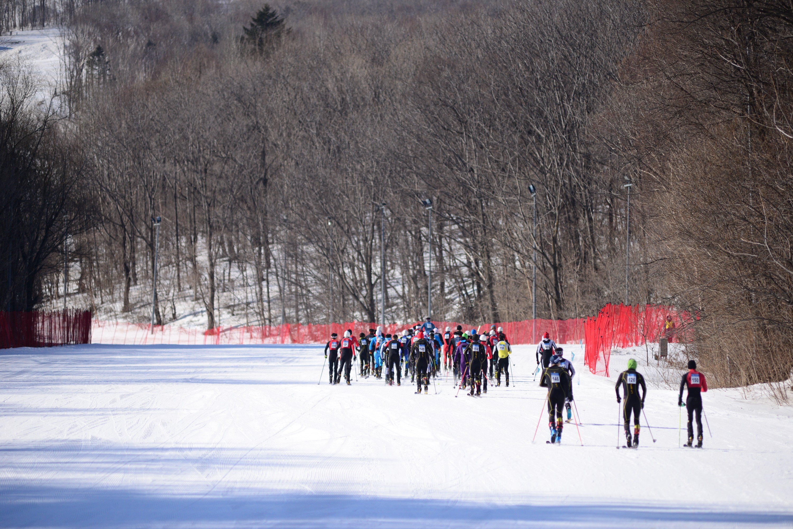 2025年“伯希和杯”全国滑雪登山冠军赛在黑龙江亚布力开赛