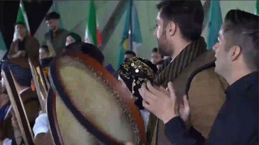 伊朗传统新年“诺鲁孜节”，民众如何庆祝？丨凤凰记者现场报道