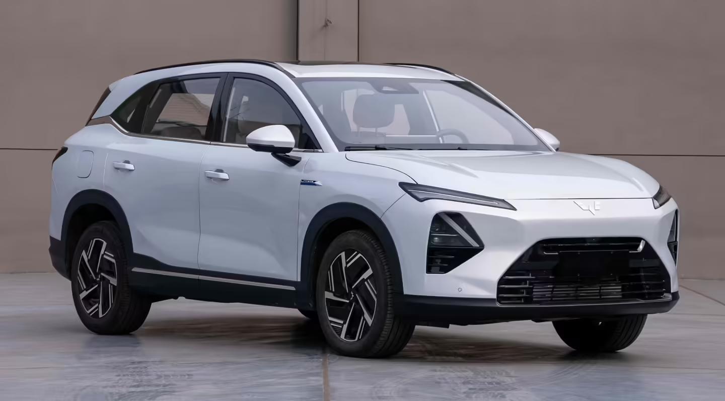 五菱星光S PHEV新车型申报:换搭1.5T插混系统,可选装ETC