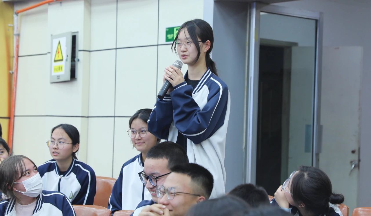 宁波教育援疆开展第三期“真人图书馆”活动
