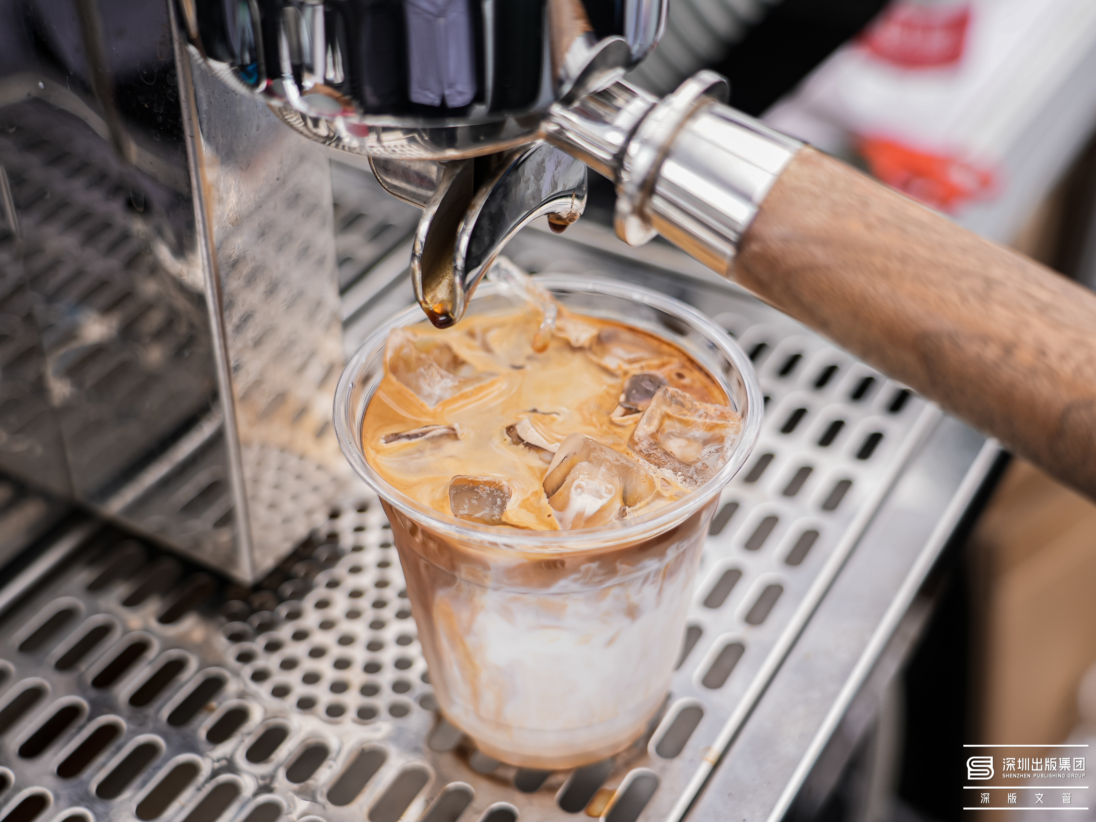 2025 粤港澳大湾区花园大赛繁花书韵文创市集在深圳笔架山体育公园盛大开幕