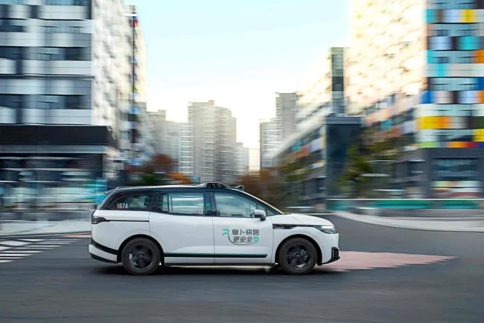 外国政要放心乘坐并点赞,中国无人驾驶迎来“新航海时代”