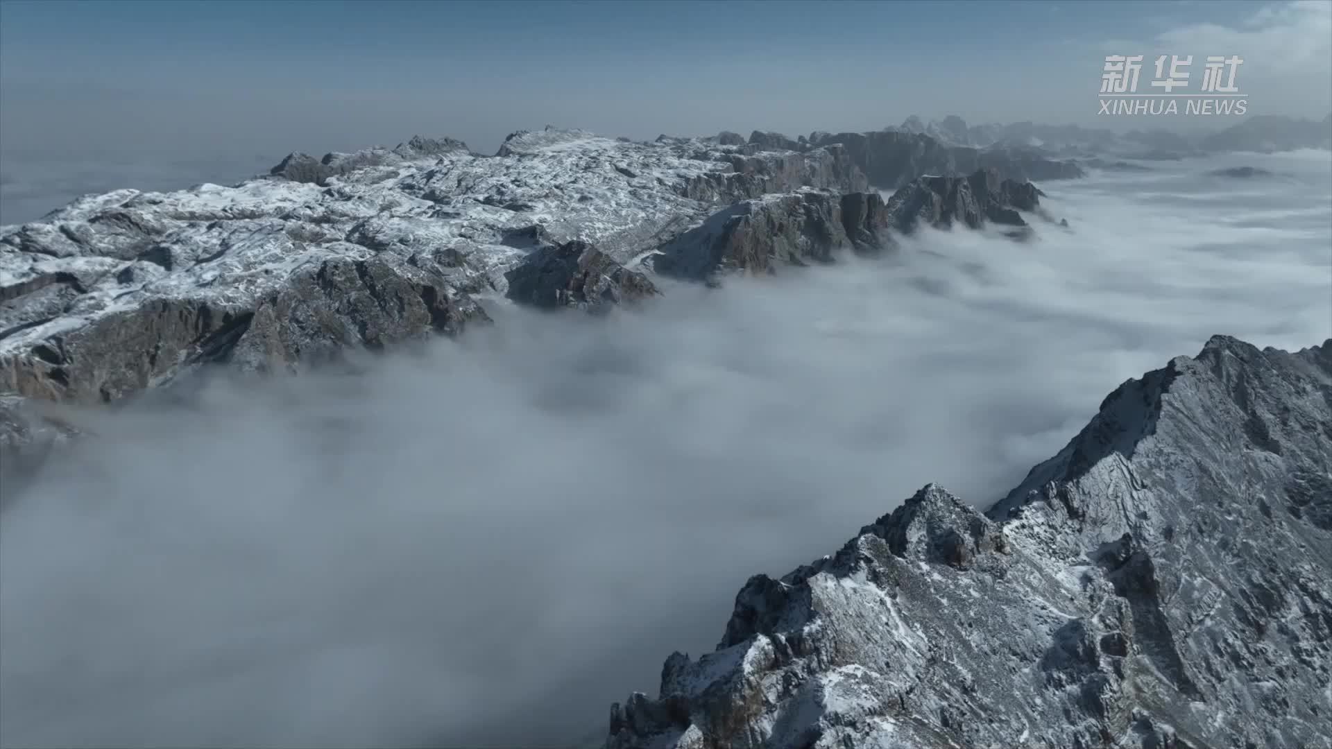 春日扎尕那：游客尽享冰雪乐趣