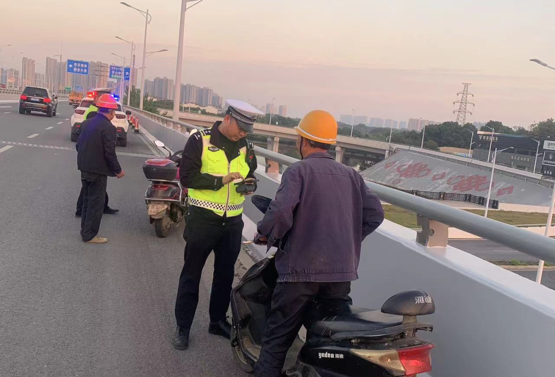 电动自行车、三轮车驶入高架桥梁、快速路?南昌交警严查严处