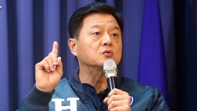 周锡玮痛骂民进党:是“台独”在渗透,不是统一在渗透_凤凰网