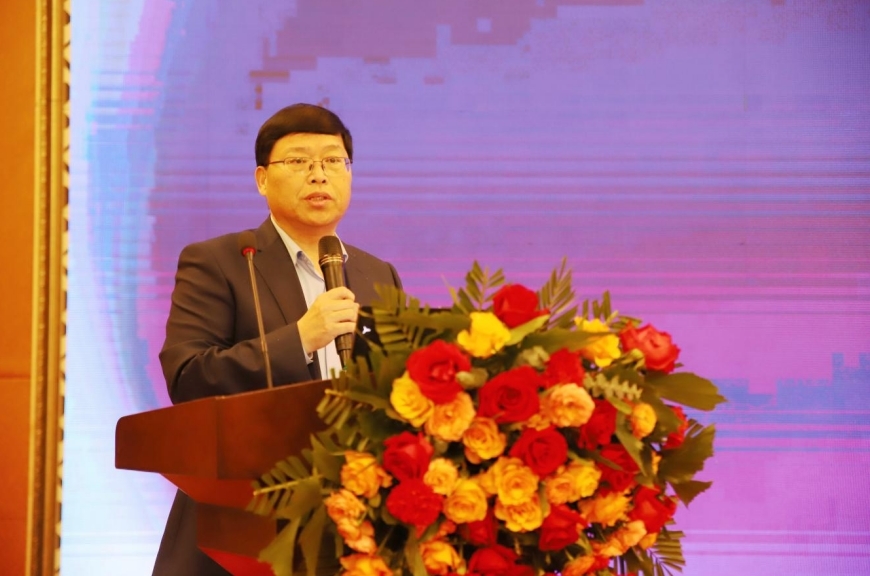 沧州市工商联副主席、市直通办主任刘泽胜主持对接会。
