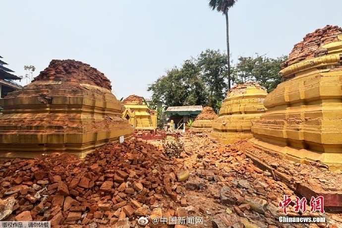 组图:缅甸首都多处建筑倒塌