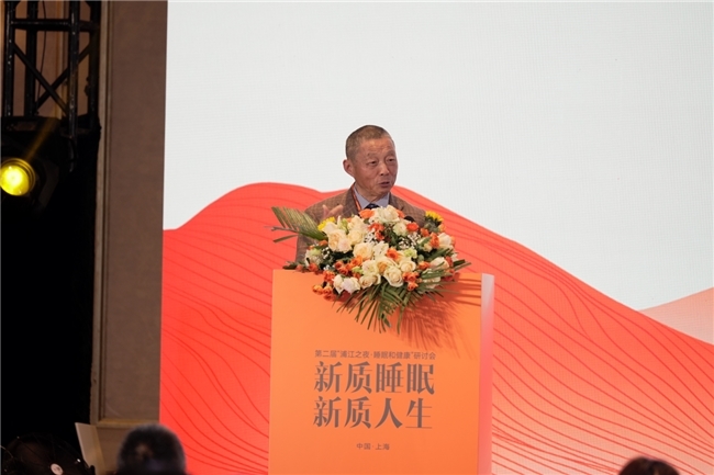 原上海市食药监局党委书记、局长王龙兴