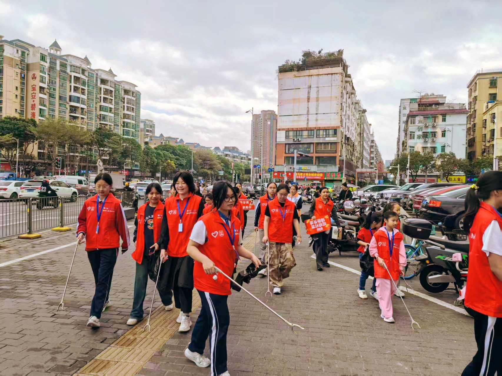 党建引领城中村蝶变：盐田社区的创新实践