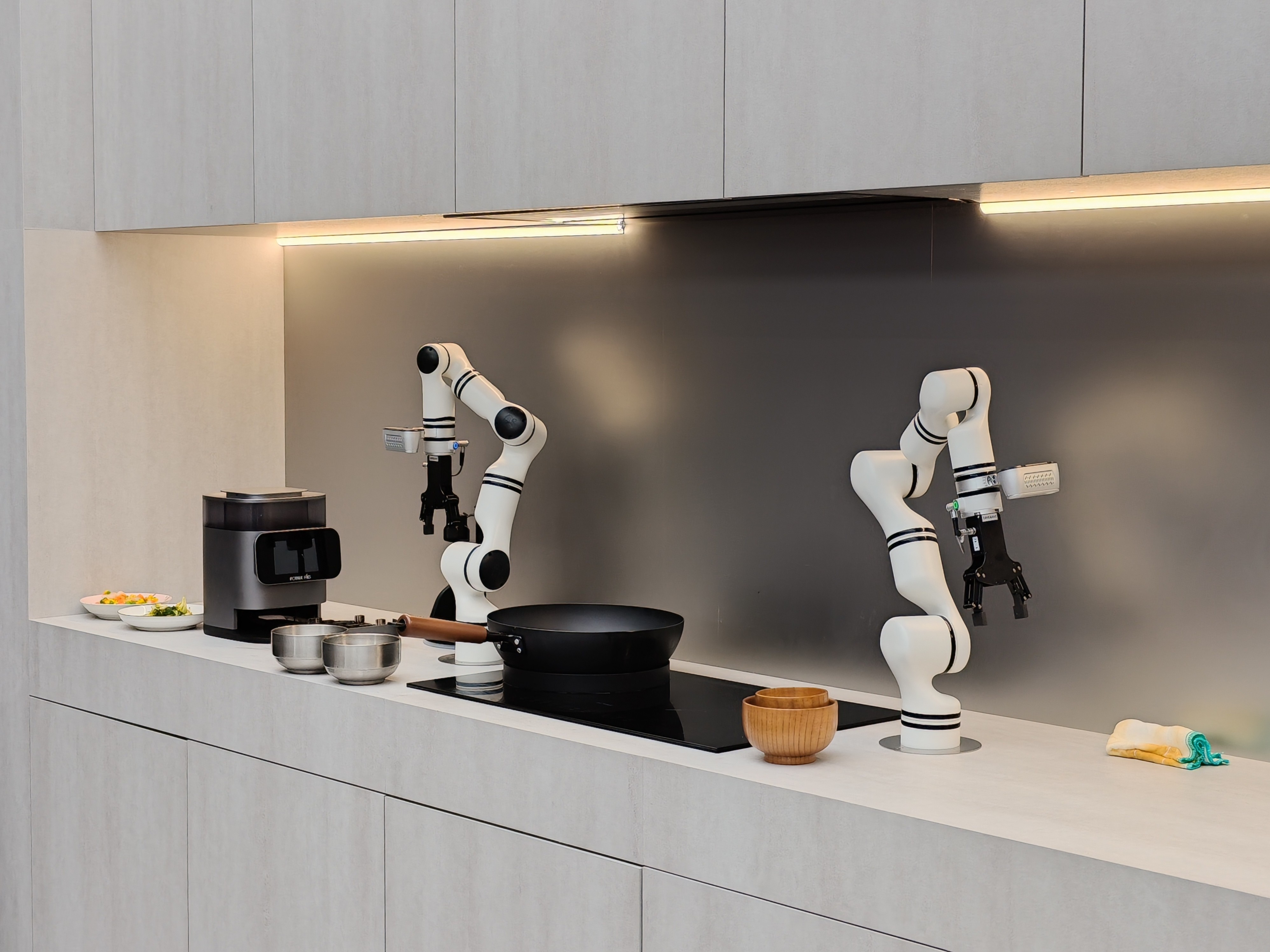 10万步暴走AWE,我们总结了11个关于AI家电的答案