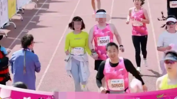 风声丨无锡马拉松“亲密同跑”事件,再揭流量狂欢的隐私困境