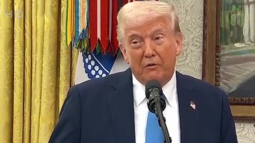 与加总理通话后，特朗普称会与加拿大等国发展好关系，“许多国家道歉了”