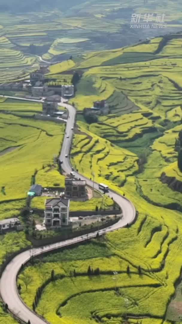 云南曲靖：传统民俗带火乡村旅游