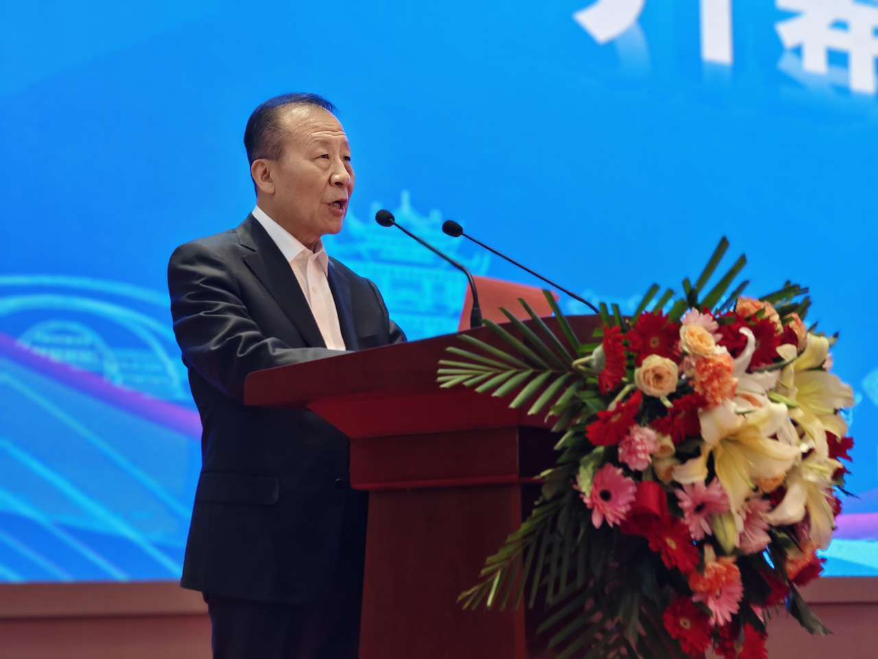 山东省委原副秘书长、省旅促会会长致辞